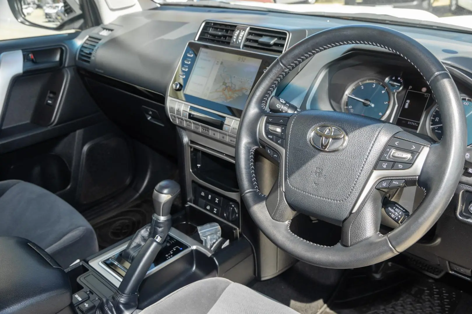 2023 Toyota Landcruiser Prado Gallery Image 7