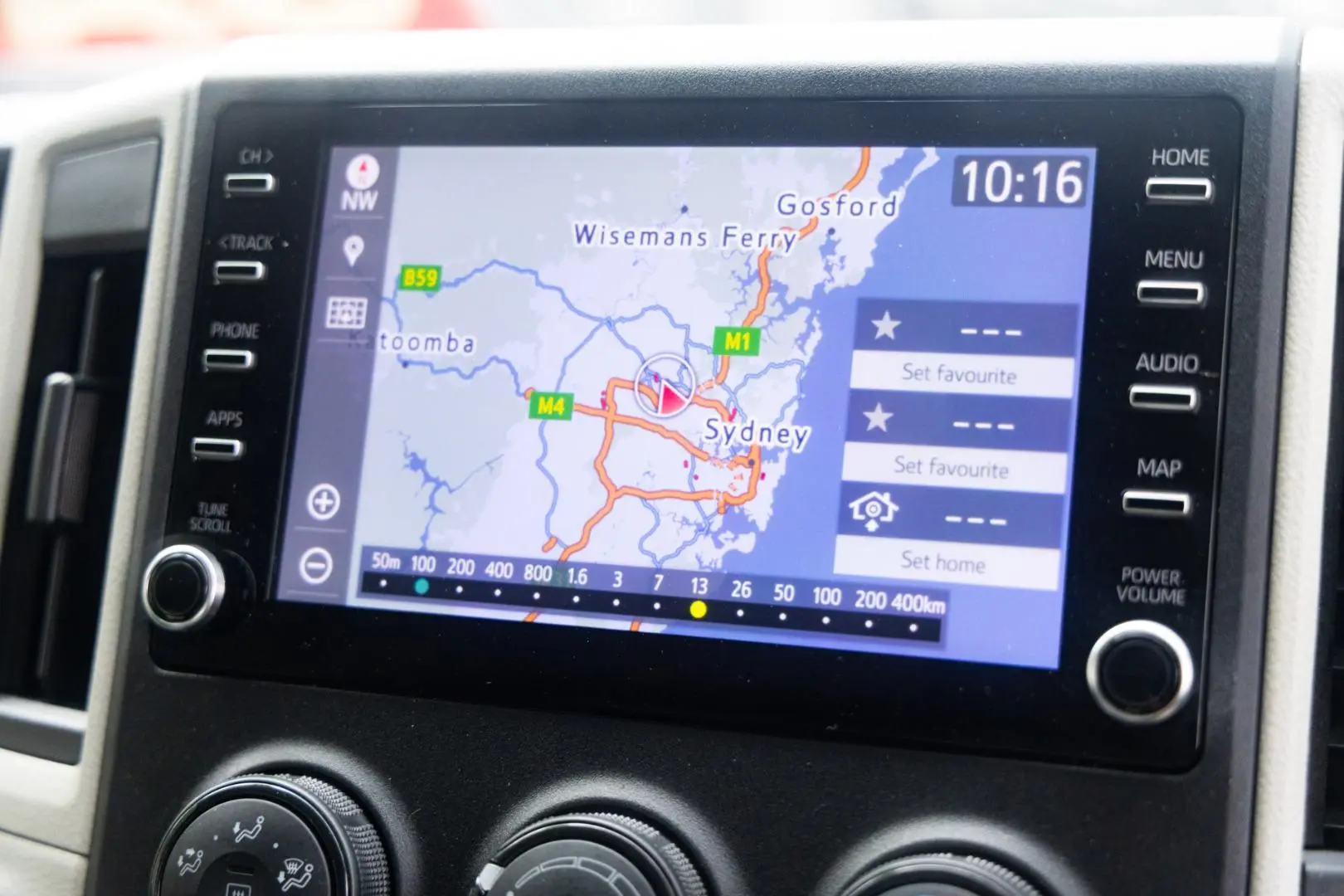 2023 Toyota Hiace Gallery Image 12