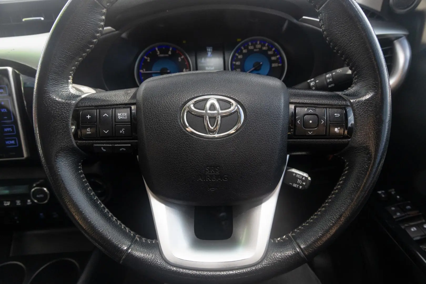 2019 Toyota Hilux Gallery Image 10