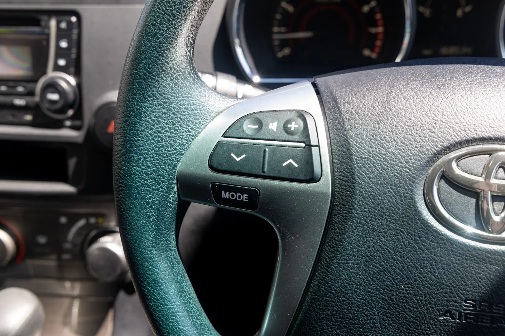 2012 Toyota Kluger Gallery Image 11