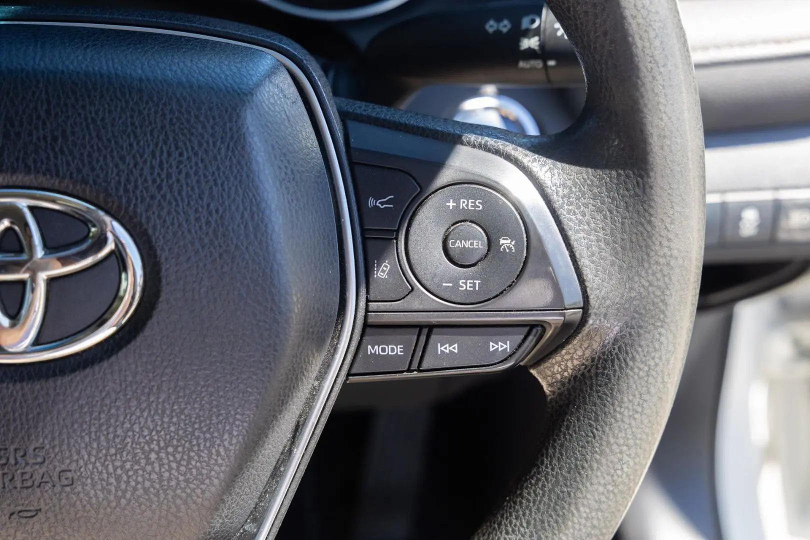 2018 Toyota Camry Gallery Image 15