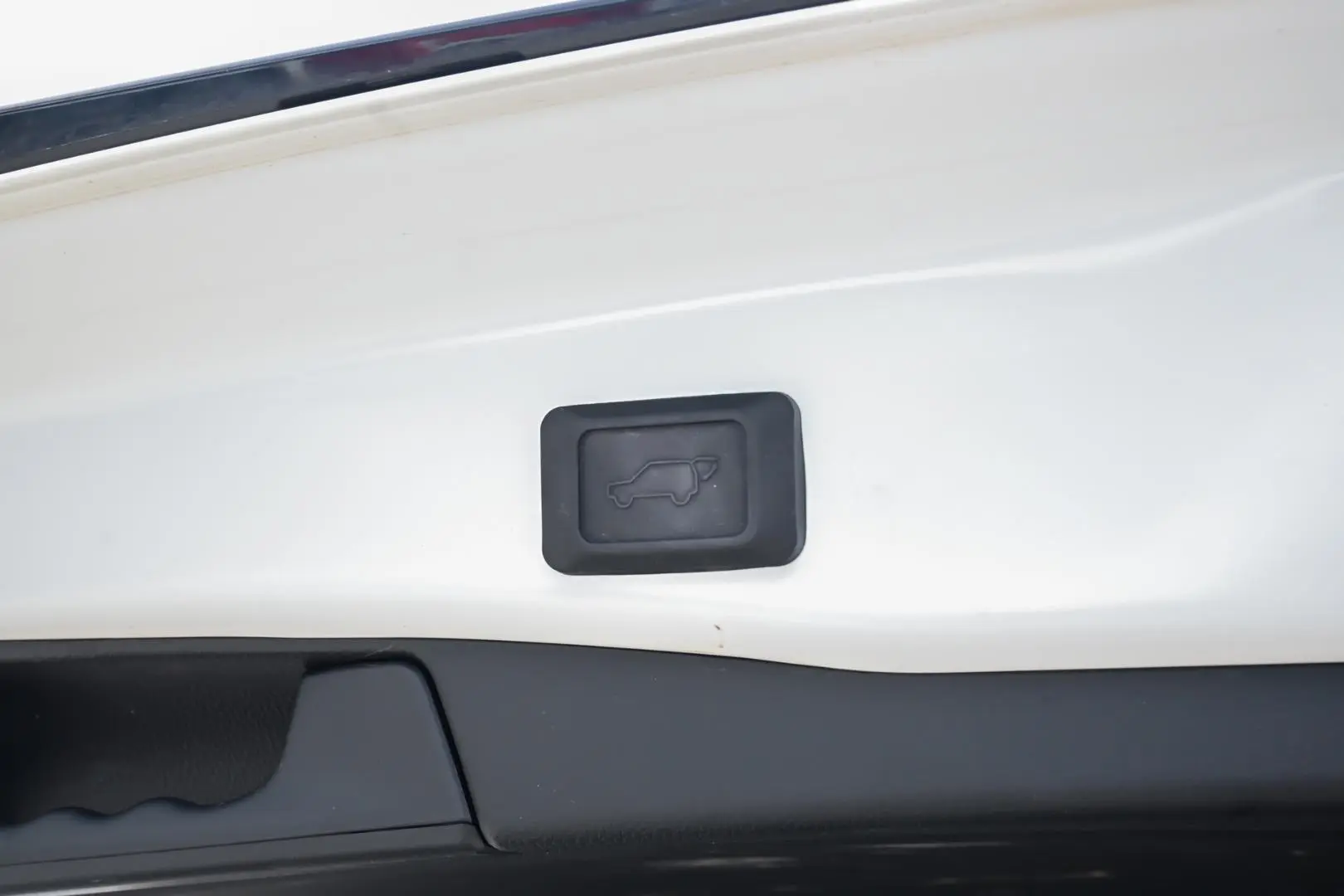 2024 Toyota RAV4 Gallery Image 22