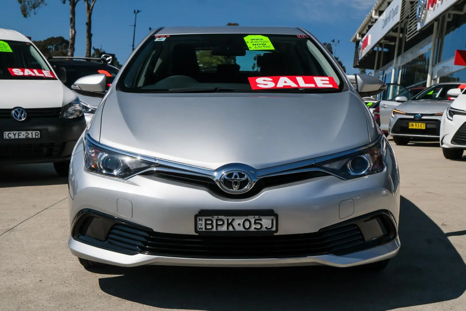 2017 Toyota Corolla Gallery Image 4