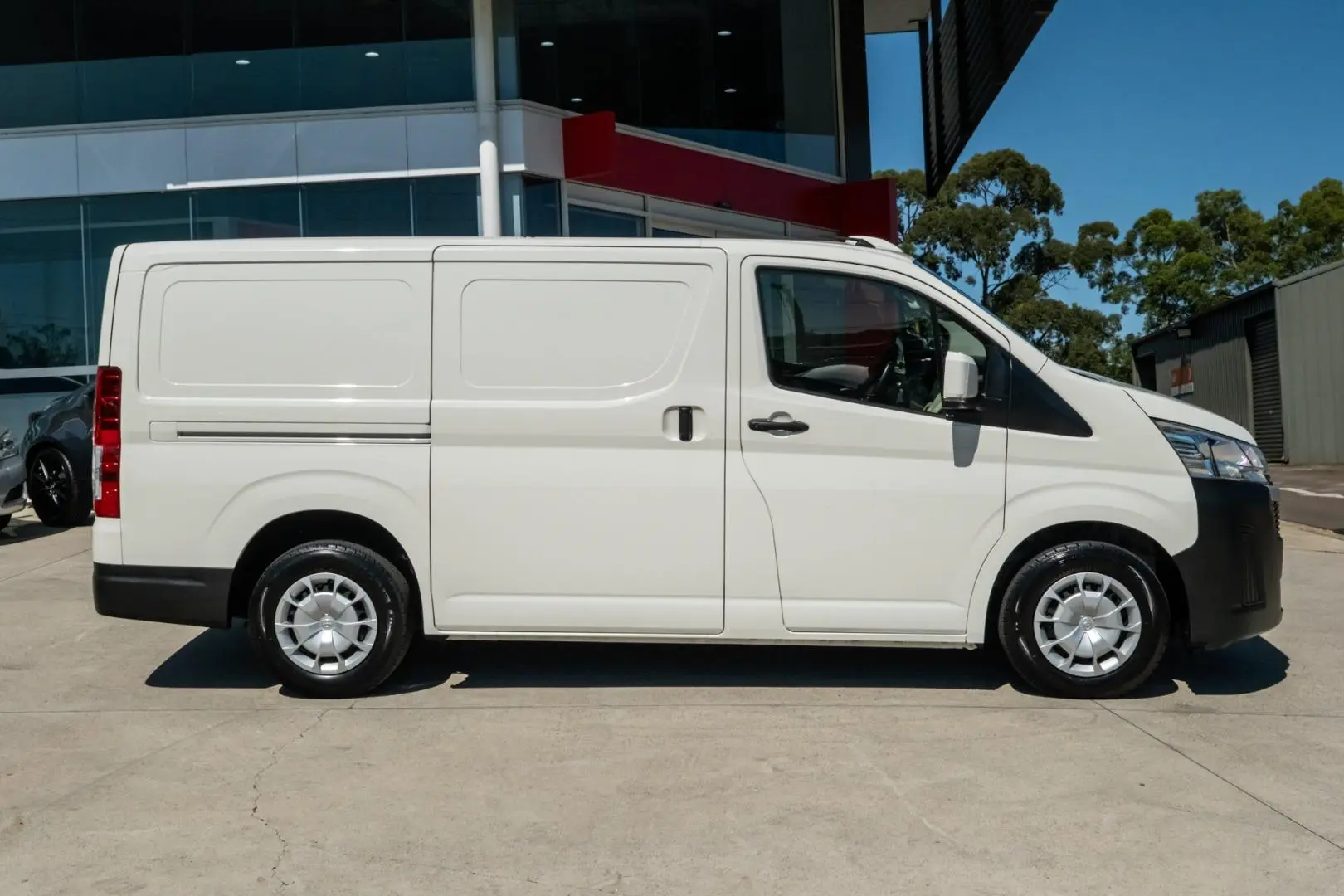 2023 Toyota Hiace Gallery Image 3
