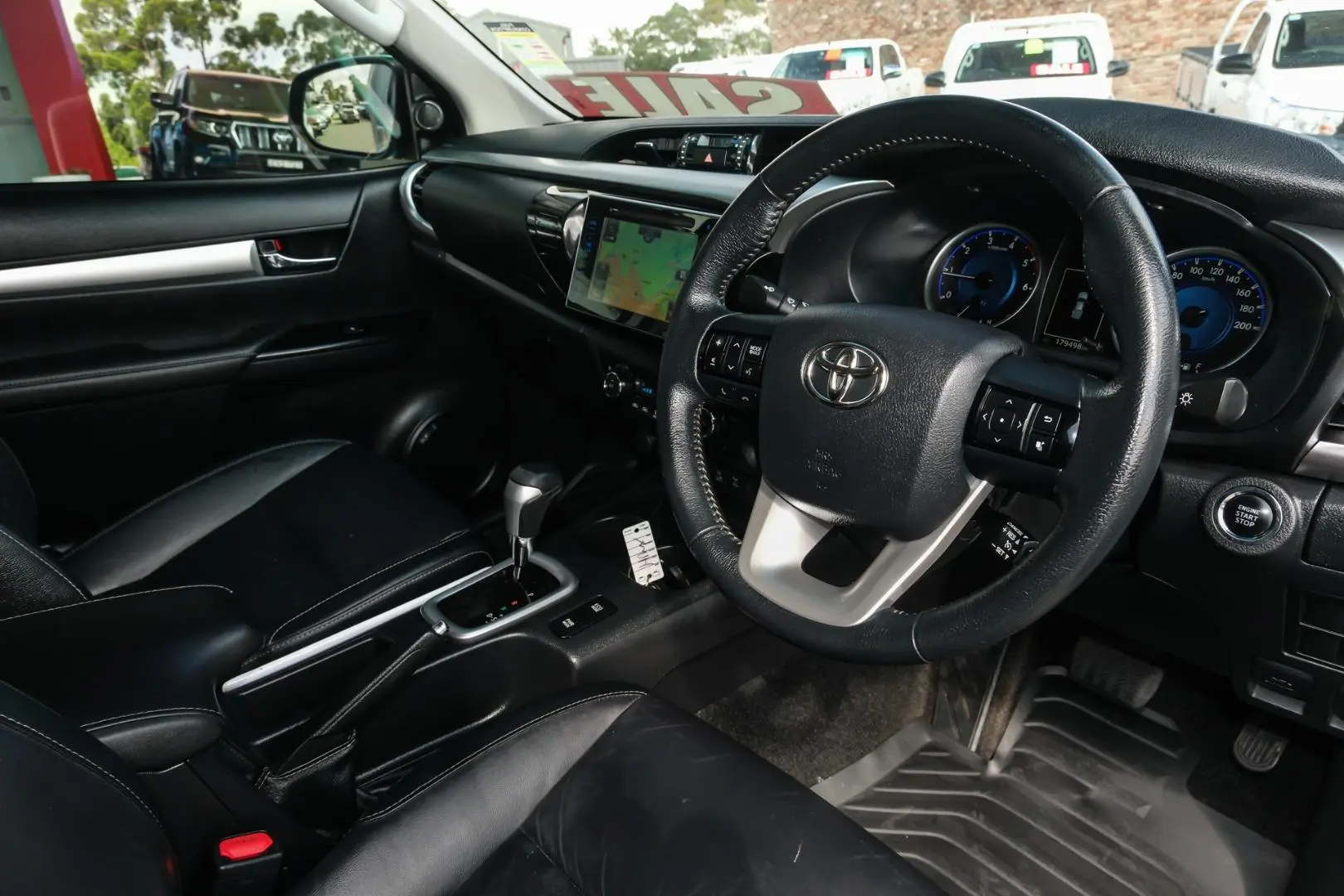 2018 Toyota Hilux Gallery Image 6