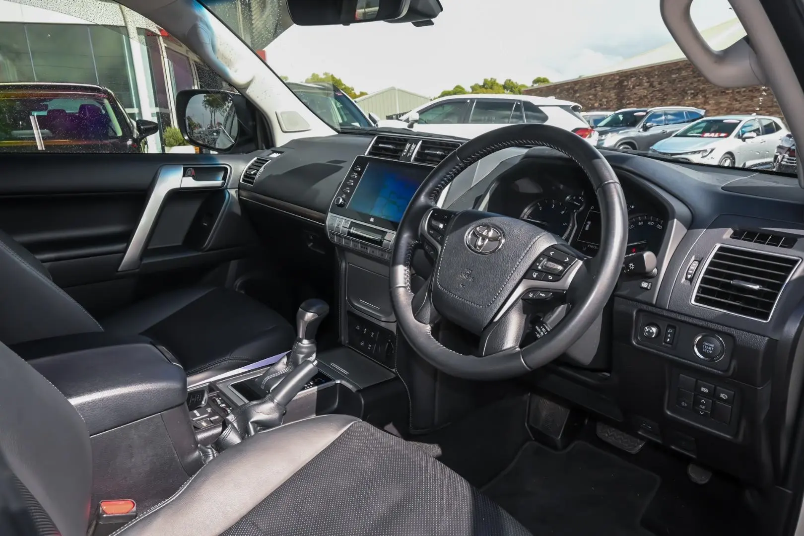 2023 Toyota Landcruiser Prado Gallery Image 7