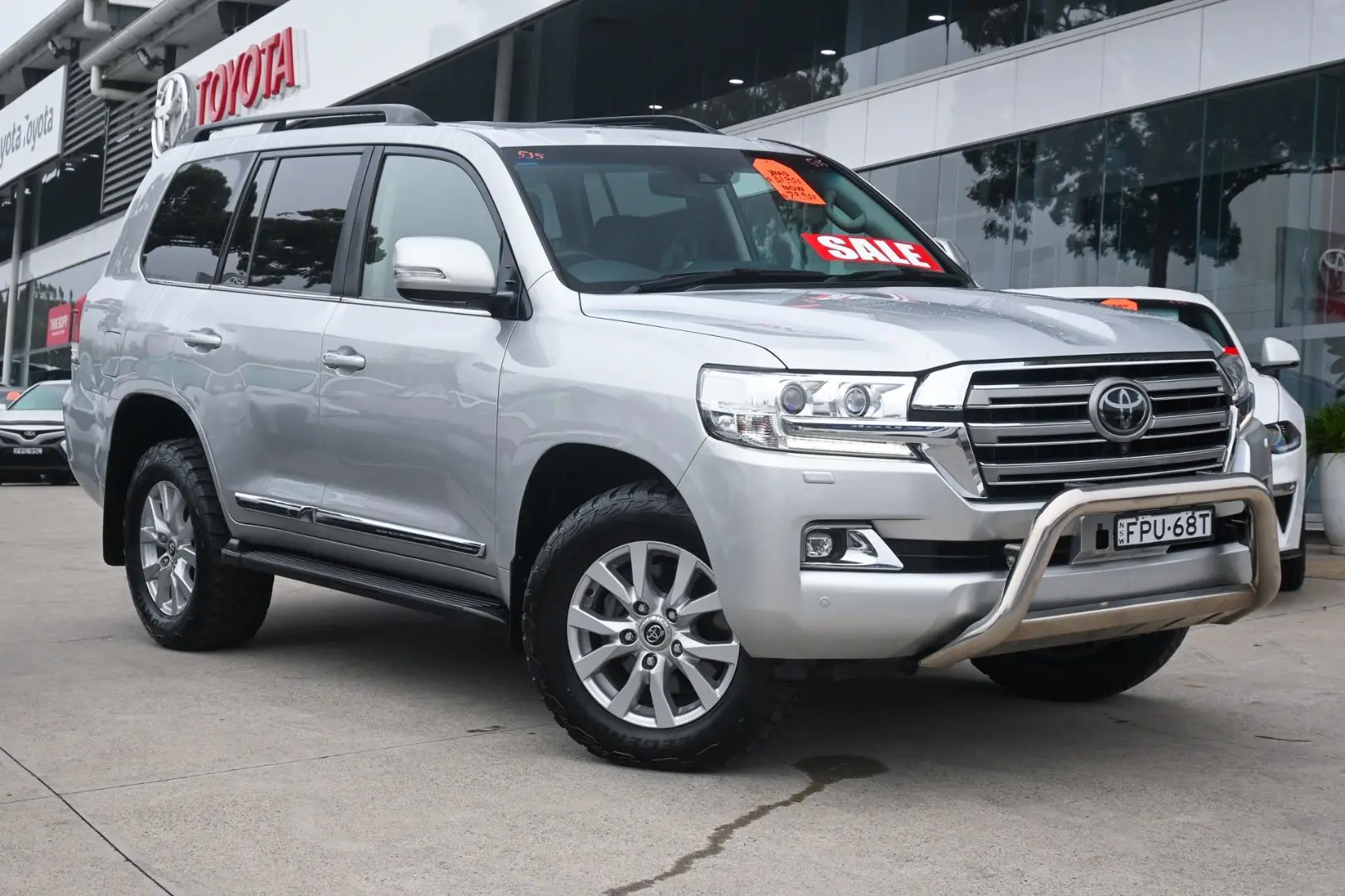 2018 Toyota Landcruiser Gallery Image 1