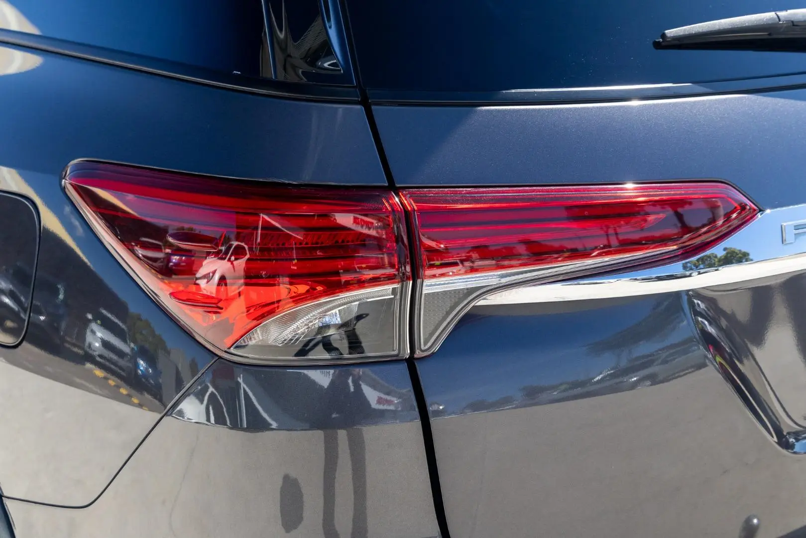 2020 Toyota Fortuner Gallery Image 20