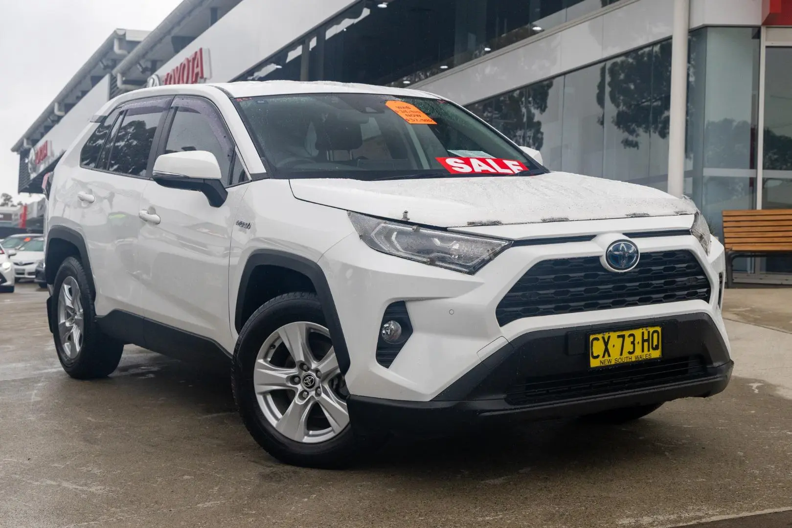 2020 Toyota RAV4 Gallery Image 1