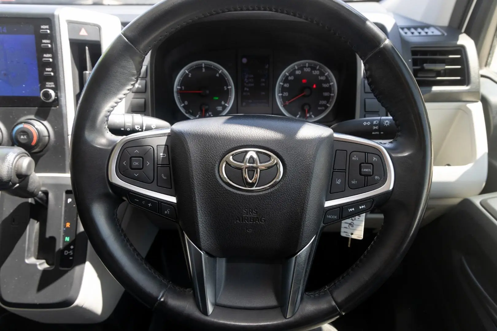 2020 Toyota Hiace Gallery Image 10