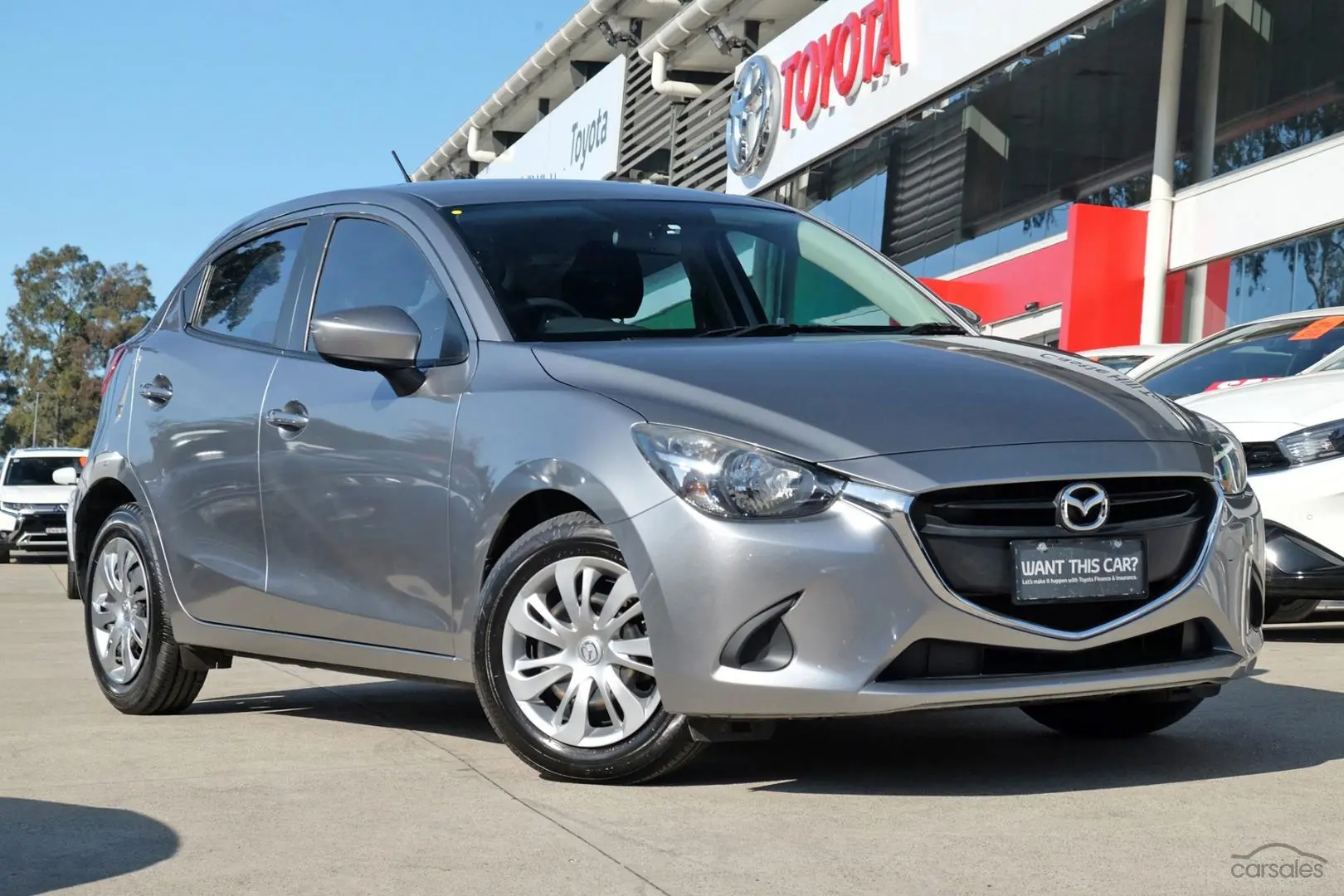 2016 Mazda 2 Image 1