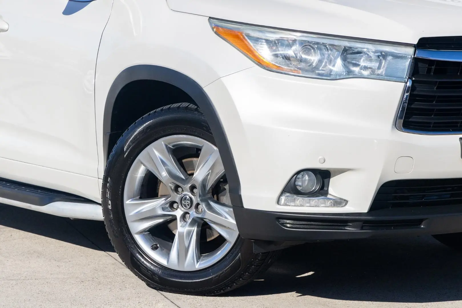 2015 Toyota Kluger Gallery Image 6