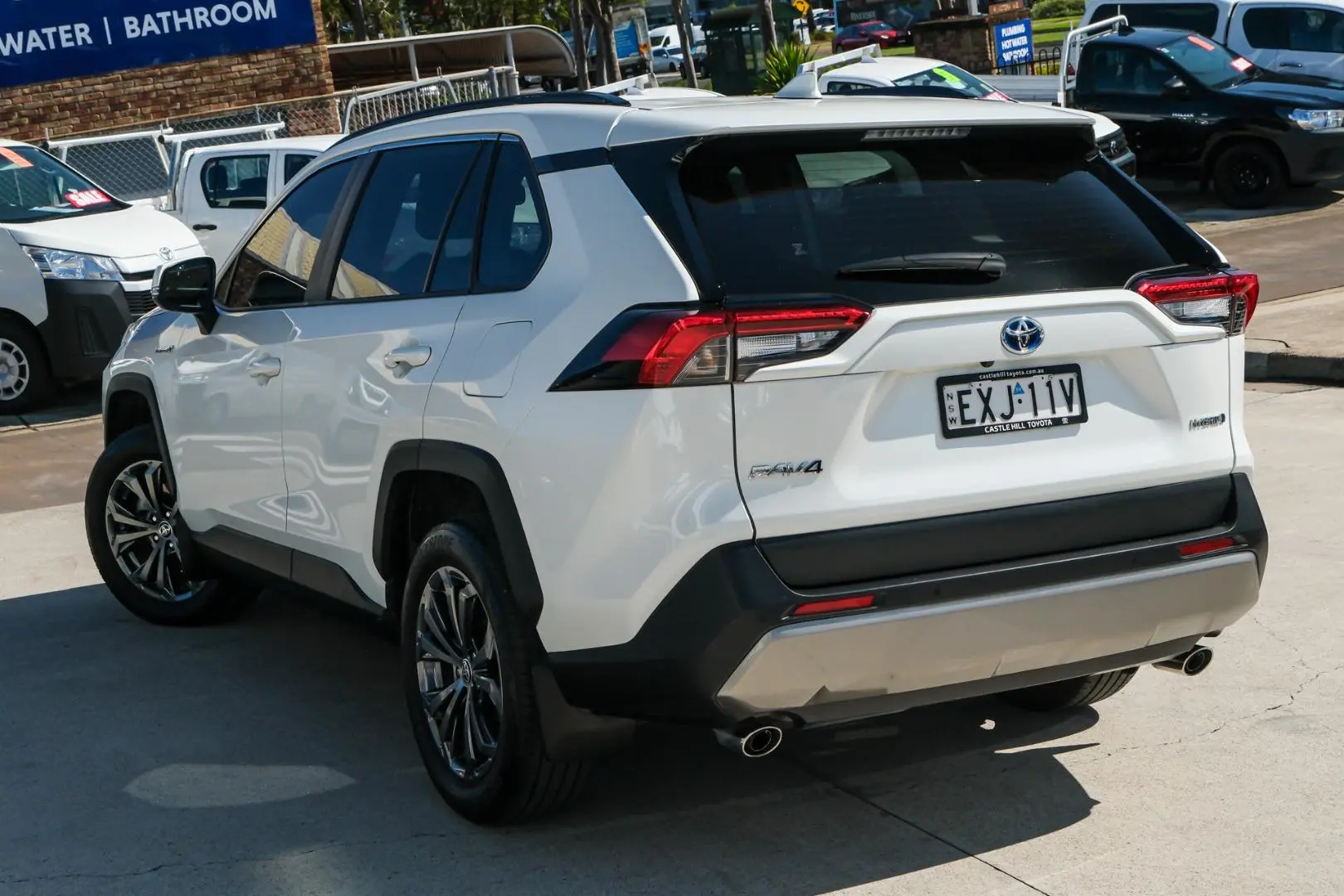 2022 Toyota RAV4 Image 2