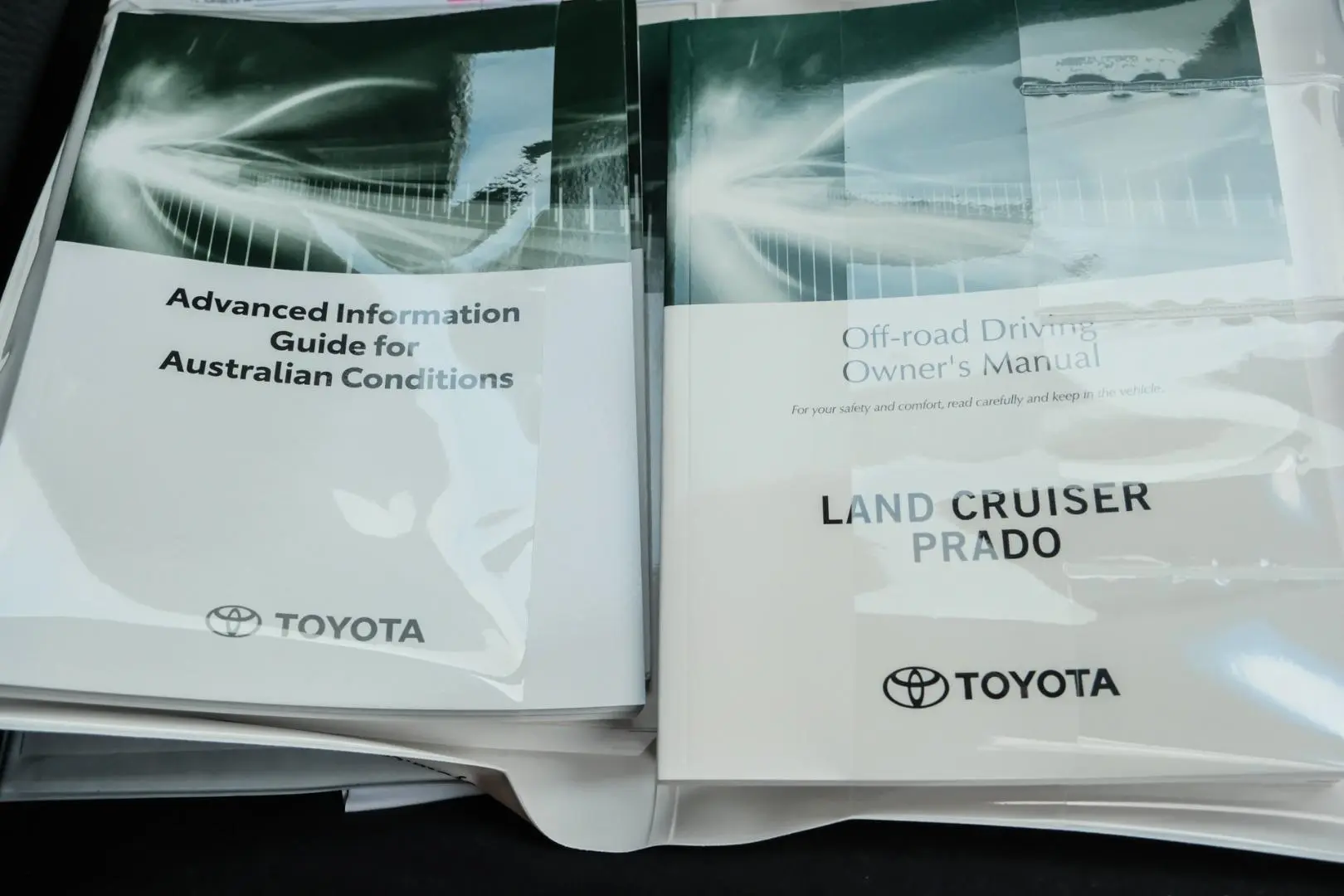 2023 Toyota Landcruiser Prado Gallery Image 17