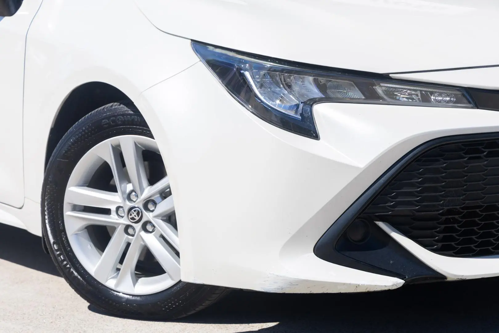 2019 Toyota Corolla Gallery Image 6