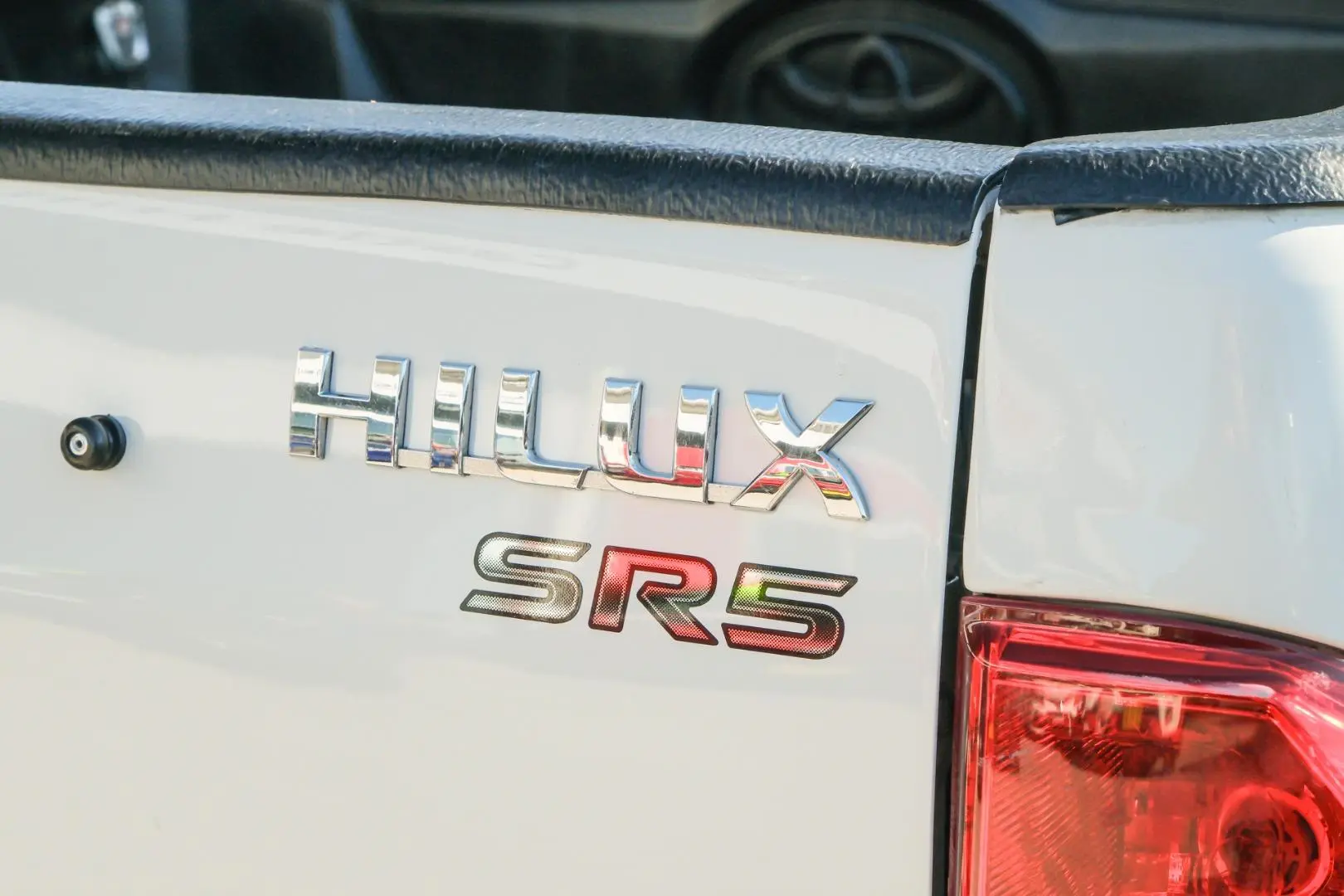 2015 Toyota Hilux Gallery Image 21