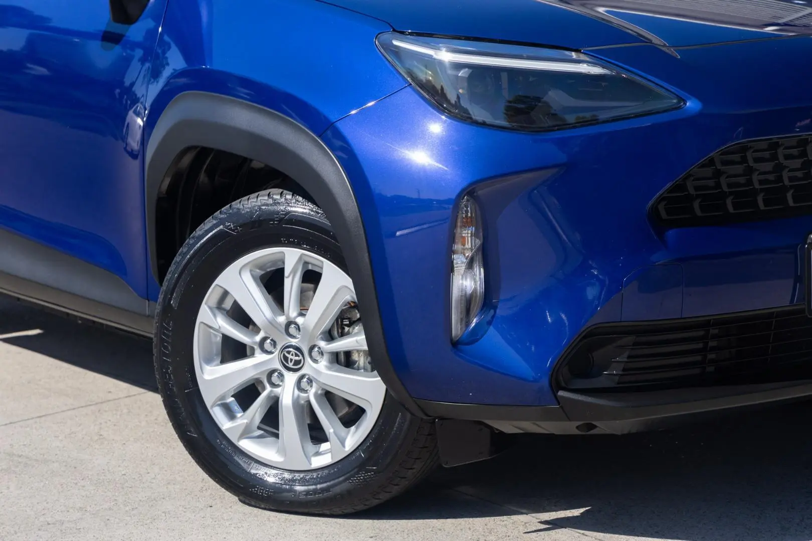 2022 Toyota Yaris Cross Gallery Image 6