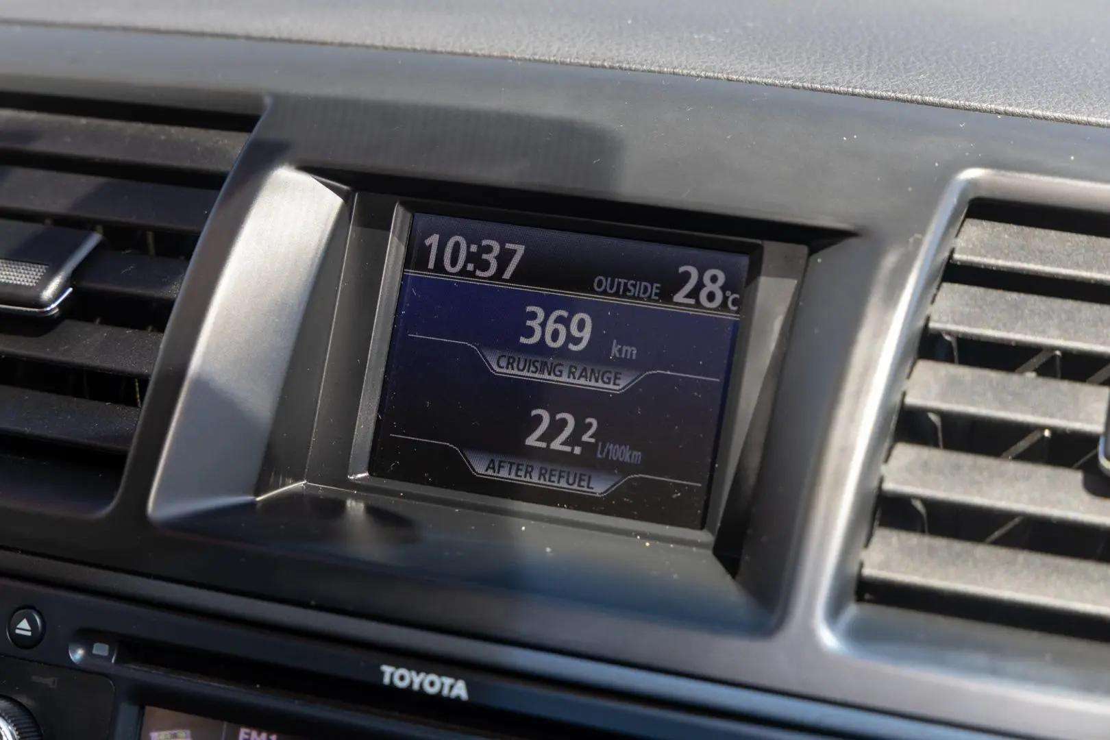 2012 Toyota Kluger Gallery Image 14