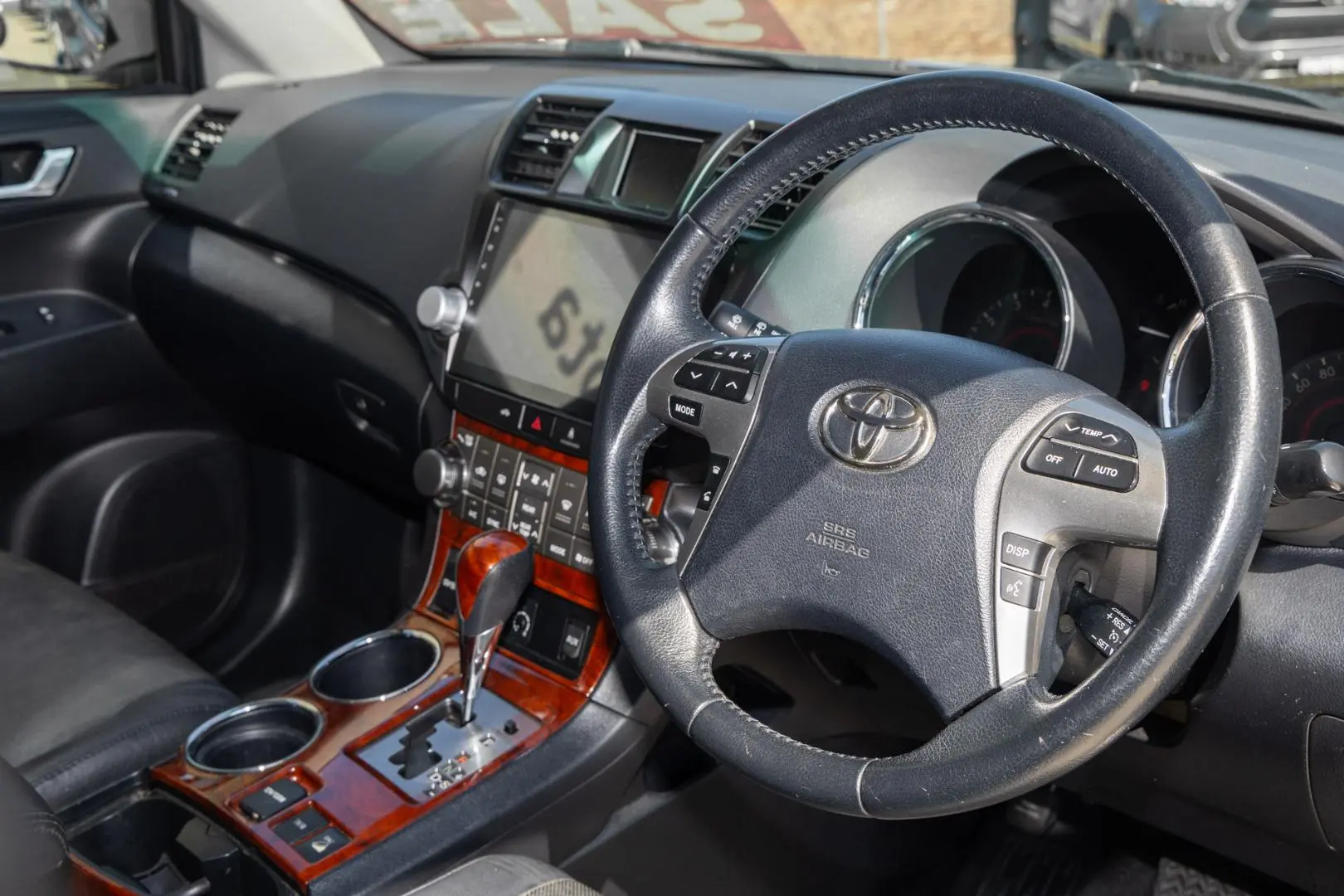 2012 Toyota Kluger Gallery Image 7