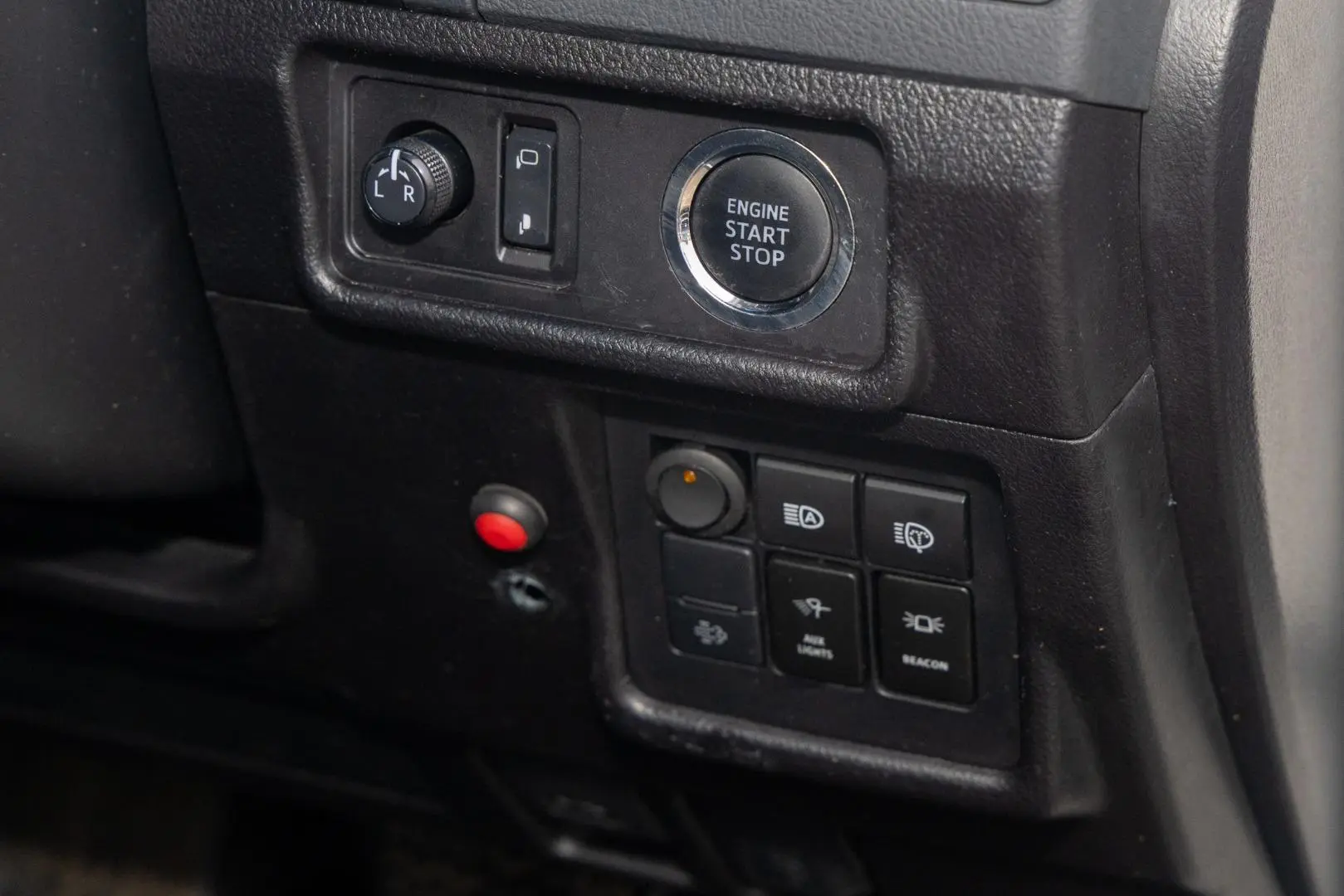 2021 Toyota Landcruiser Prado Gallery Image 16