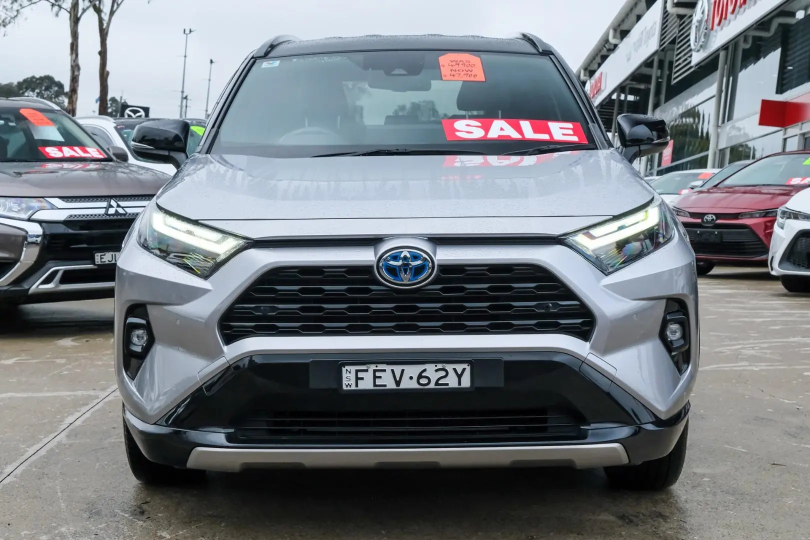 2023 Toyota RAV4 Gallery Image 4