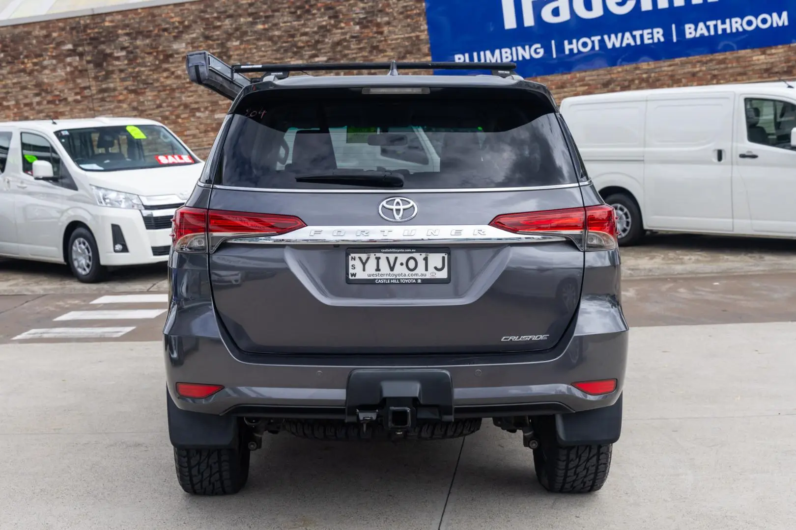 2018 Toyota Fortuner Gallery Image 5