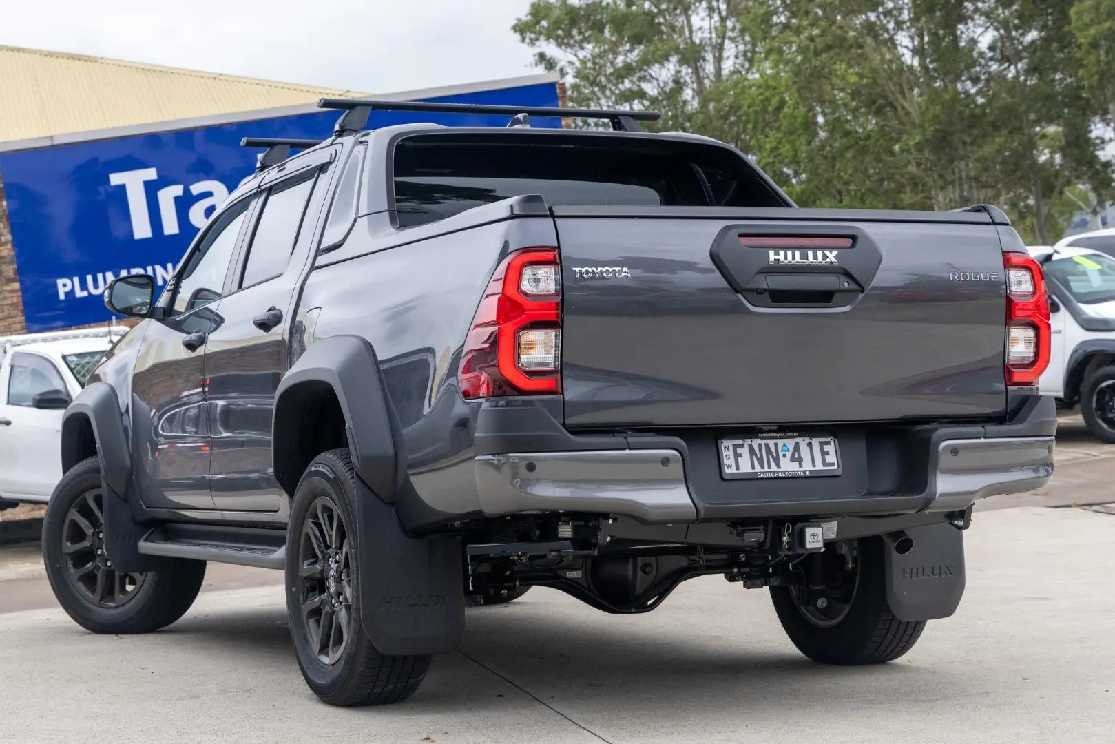 2024 Toyota Hilux Gallery Image 2