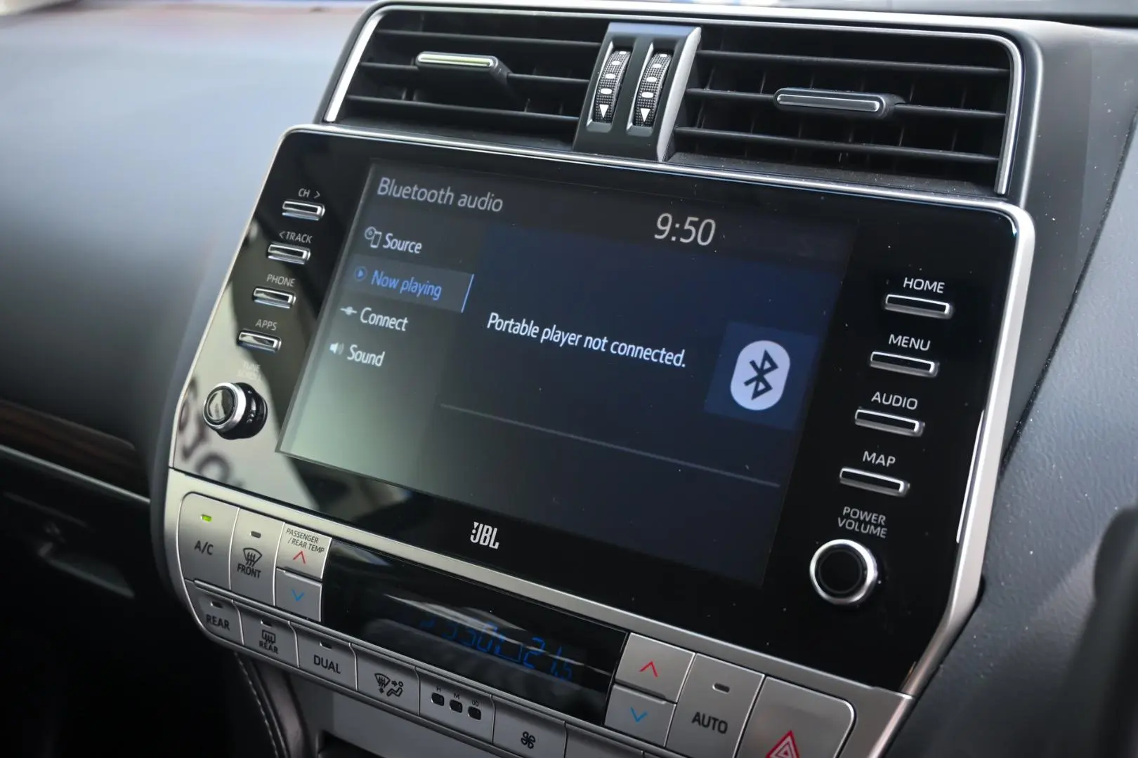 2023 Toyota Landcruiser Prado Gallery Image 17