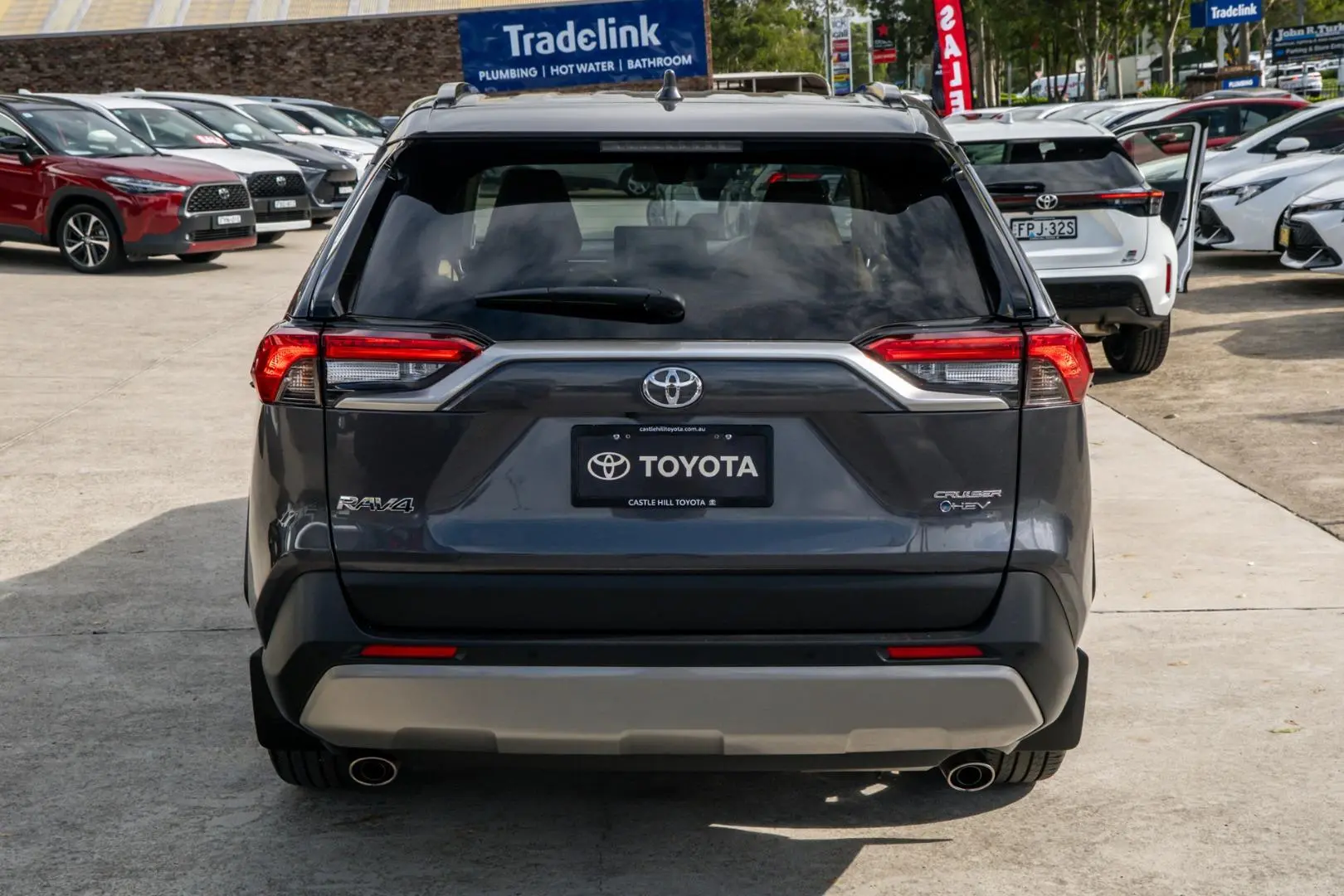 2025 Toyota RAV4 Gallery Image 5