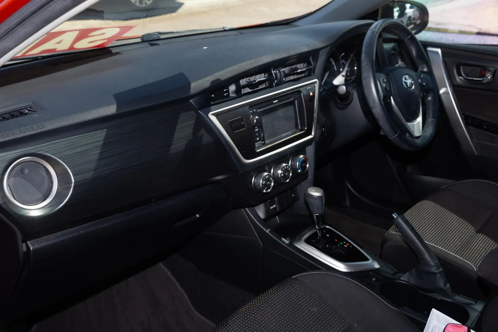 2014 Toyota Corolla Gallery Image 8