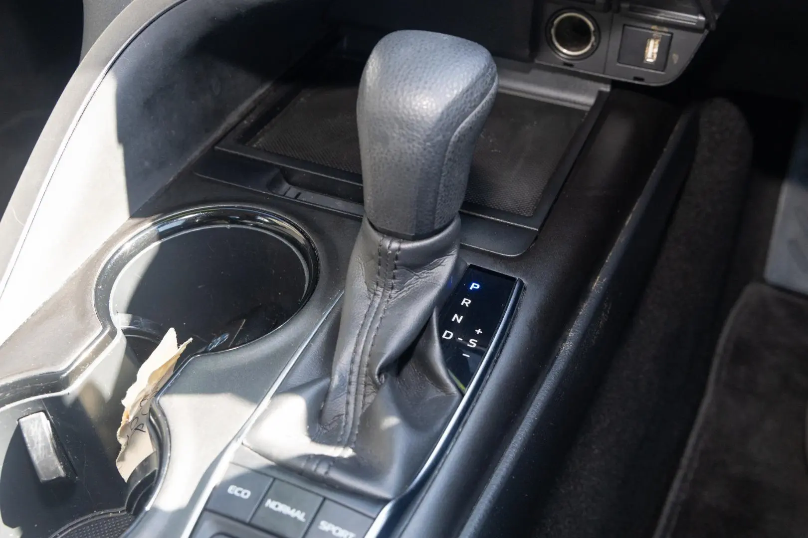 2022 Toyota Camry Gallery Image 17
