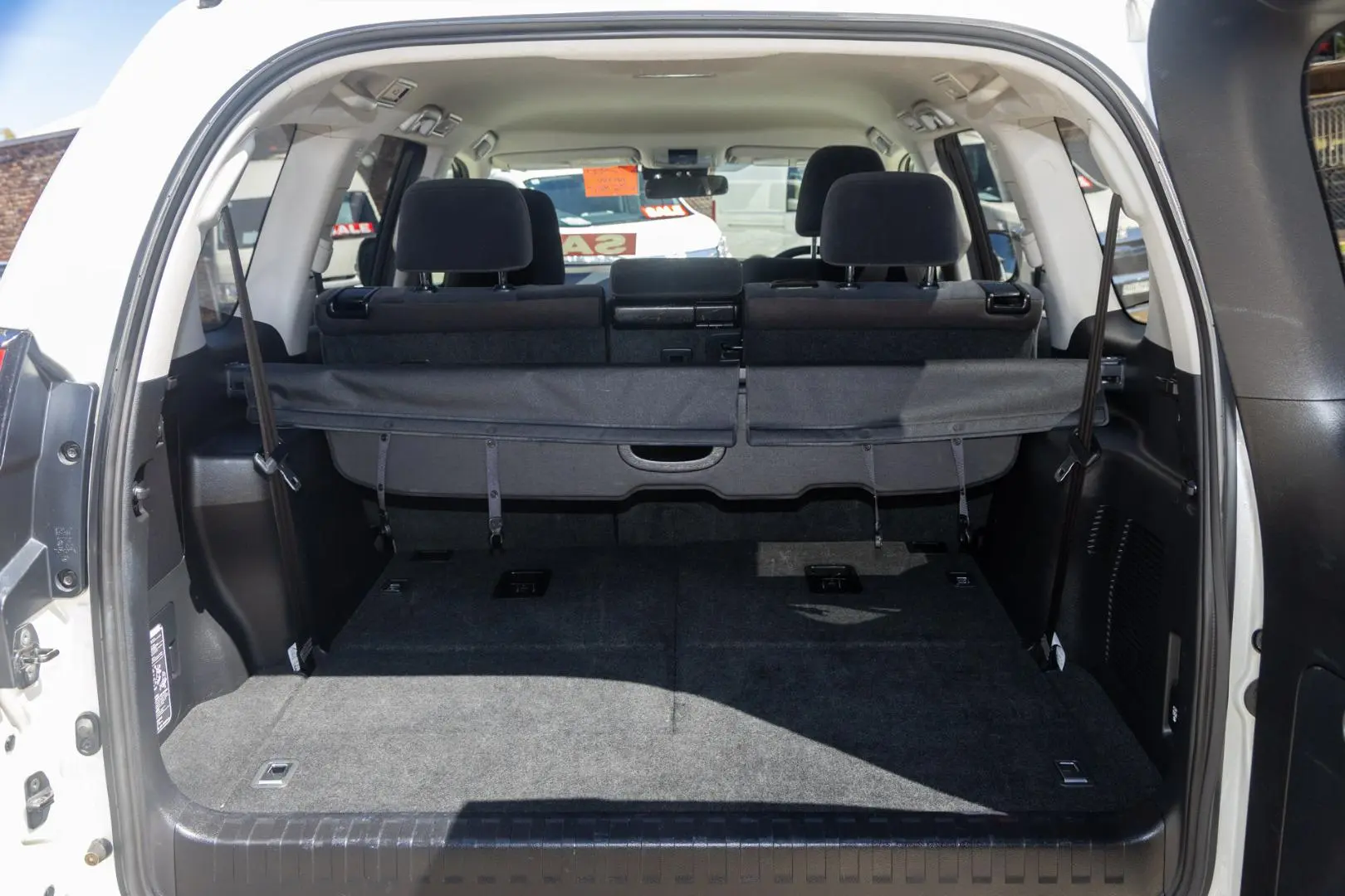 2023 Toyota Landcruiser Prado Gallery Image 20