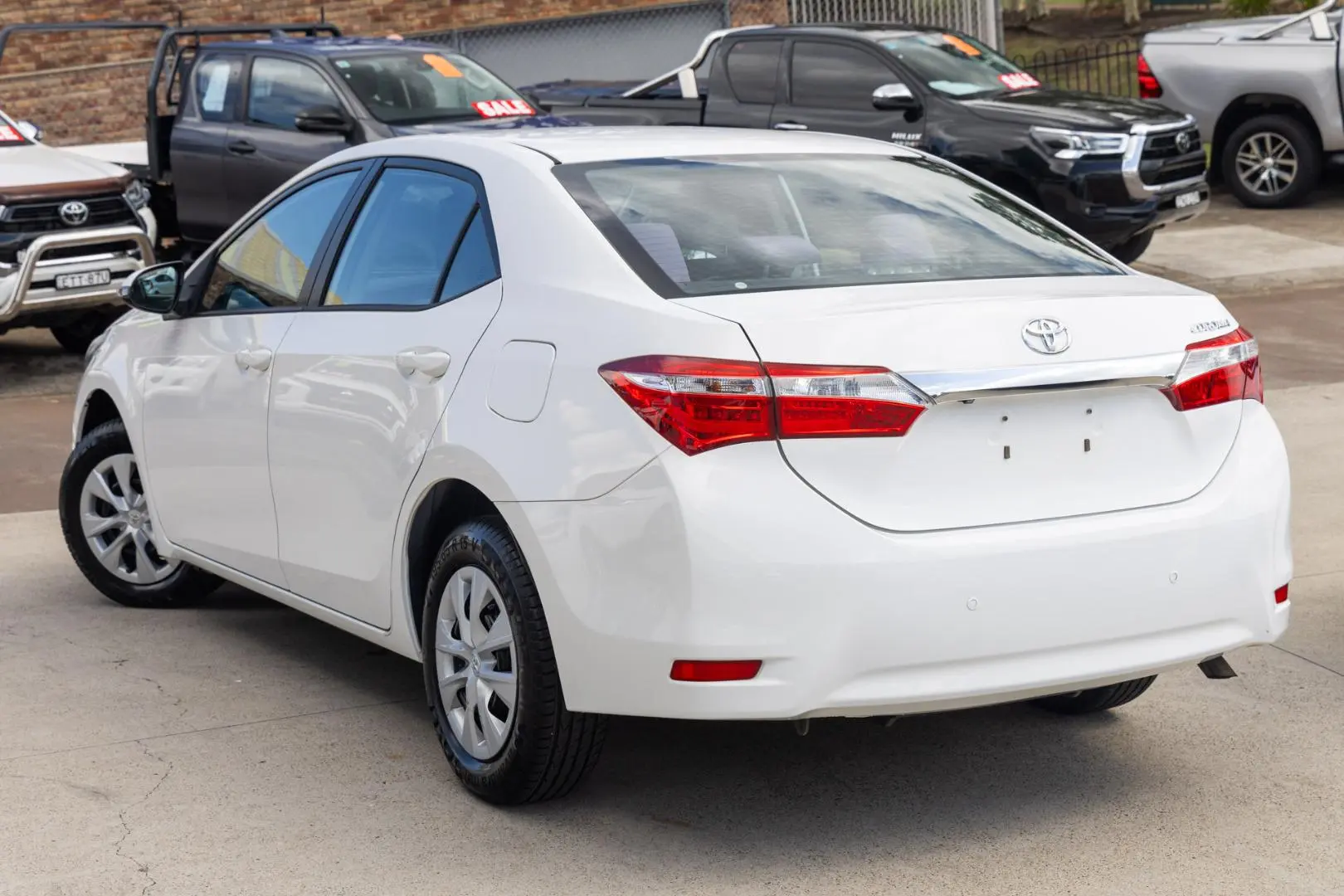 2016 Toyota Corolla Gallery Image 2