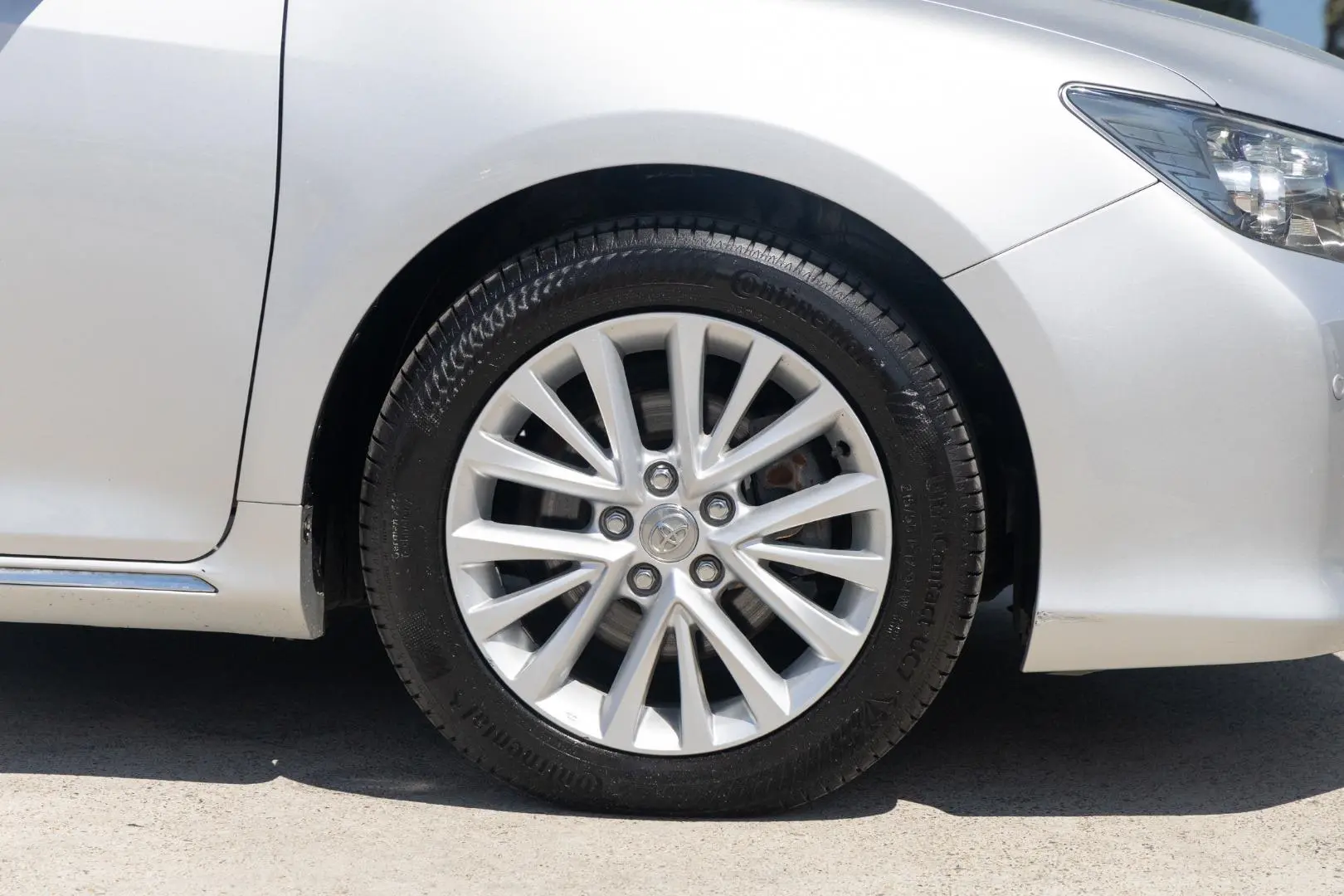 2017 Toyota Aurion Gallery Image 25