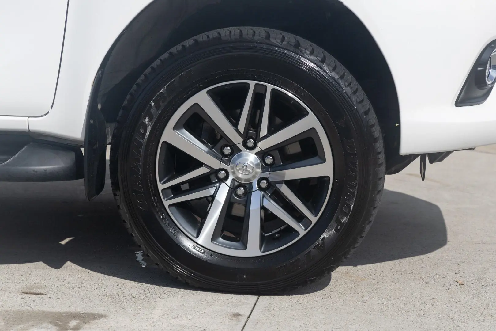 2018 Toyota Hilux Gallery Image 22