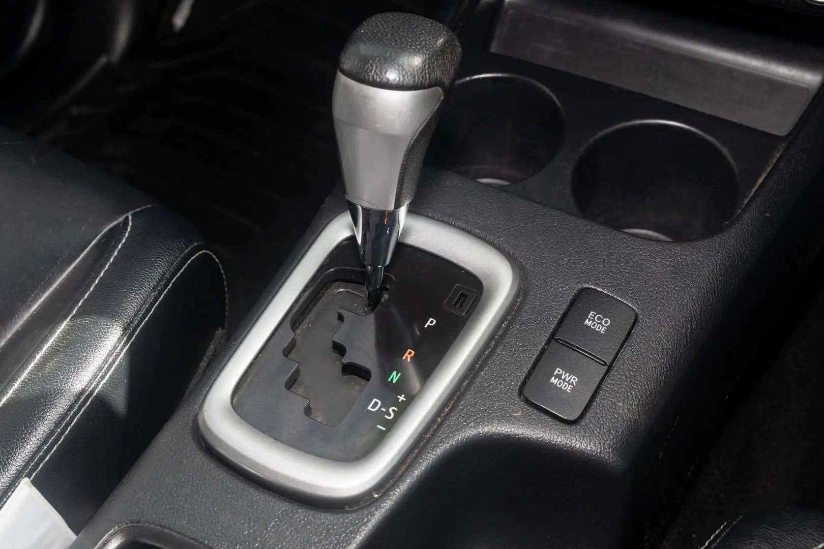 2019 Toyota Hilux Gallery Image 17