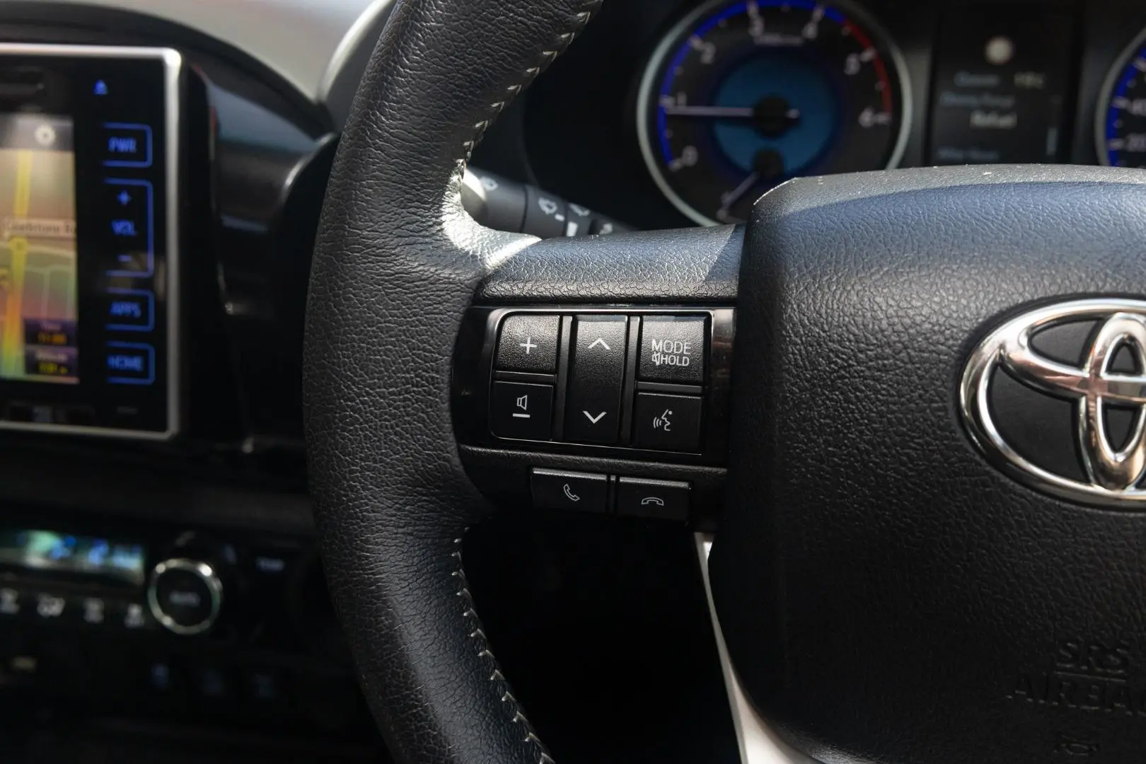 2019 Toyota Hilux Gallery Image 11
