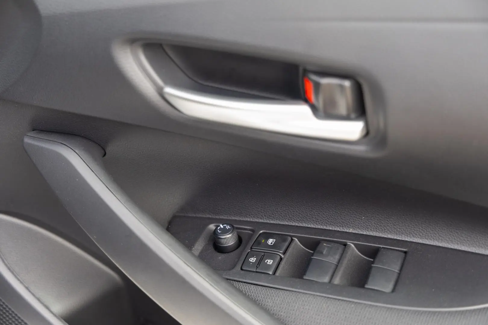 2025 Toyota Corolla Gallery Image 16