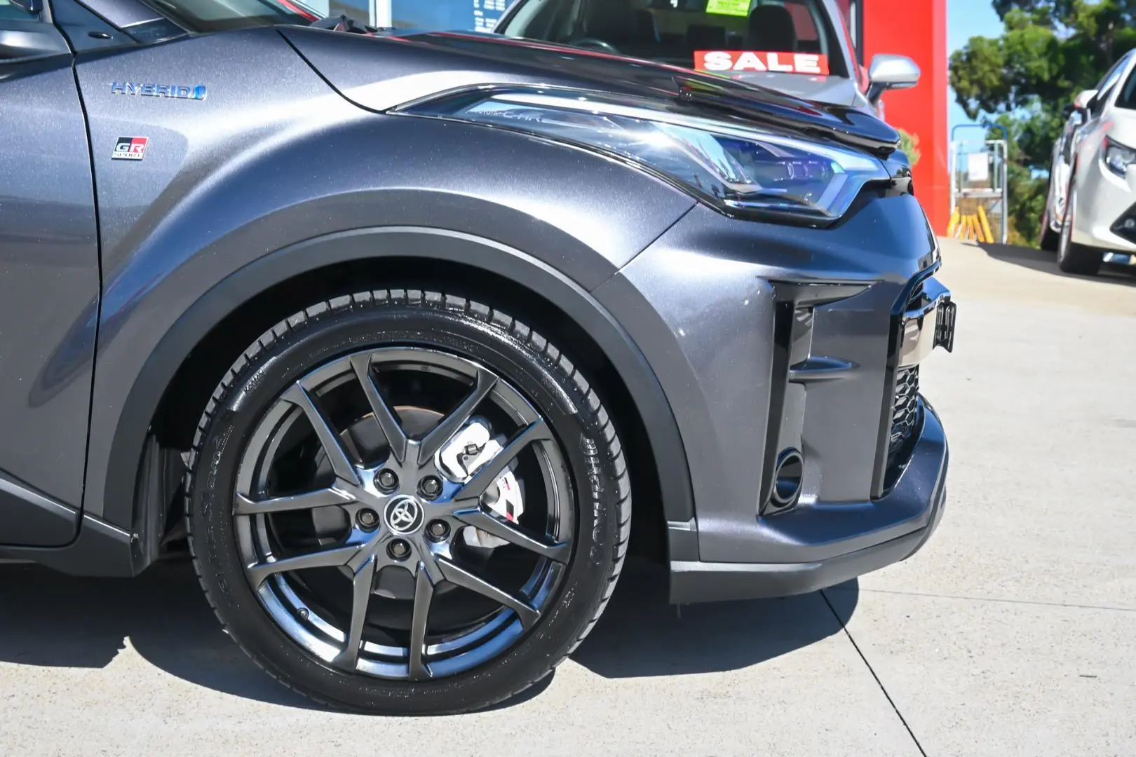 2021 Toyota C-HR Gallery Image 21