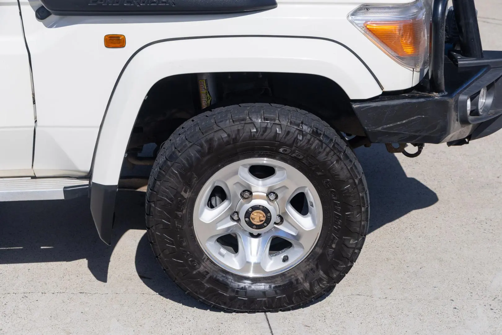 2016 Toyota Landcruiser Gallery Image 20