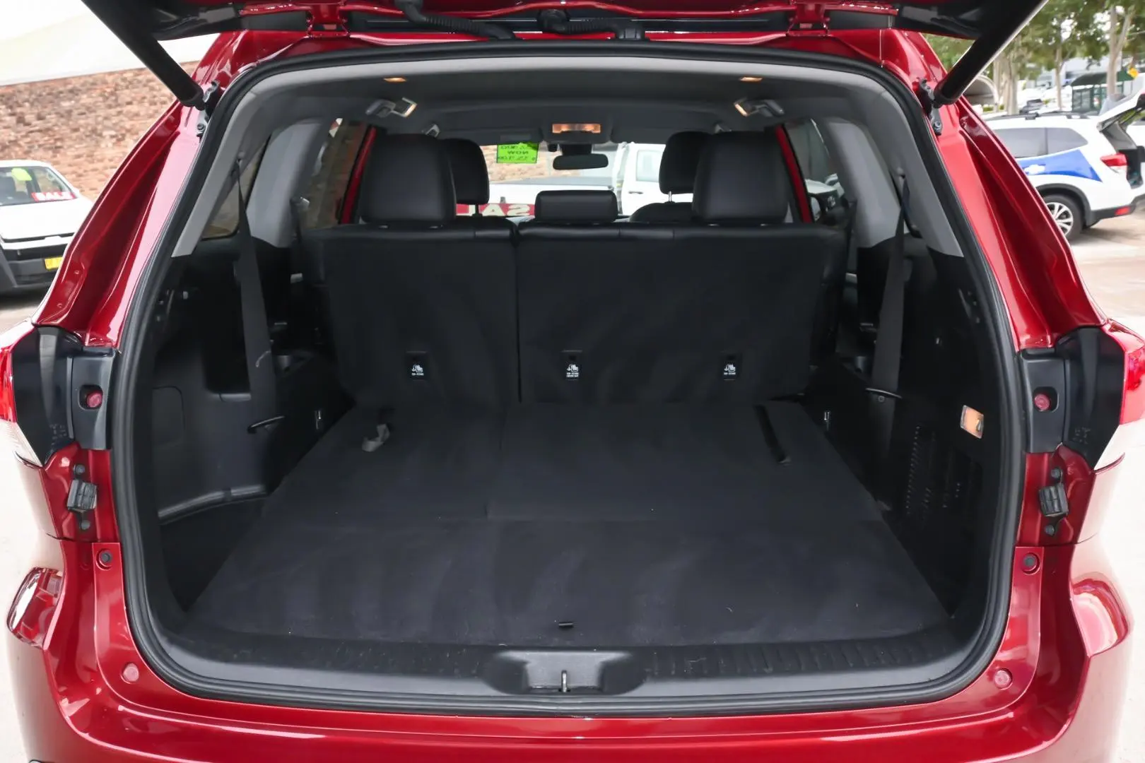 2020 Toyota Kluger Gallery Image 24