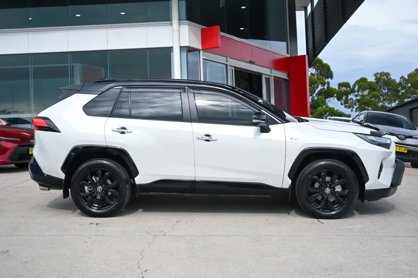 2024 Toyota RAV4 Gallery Image 3