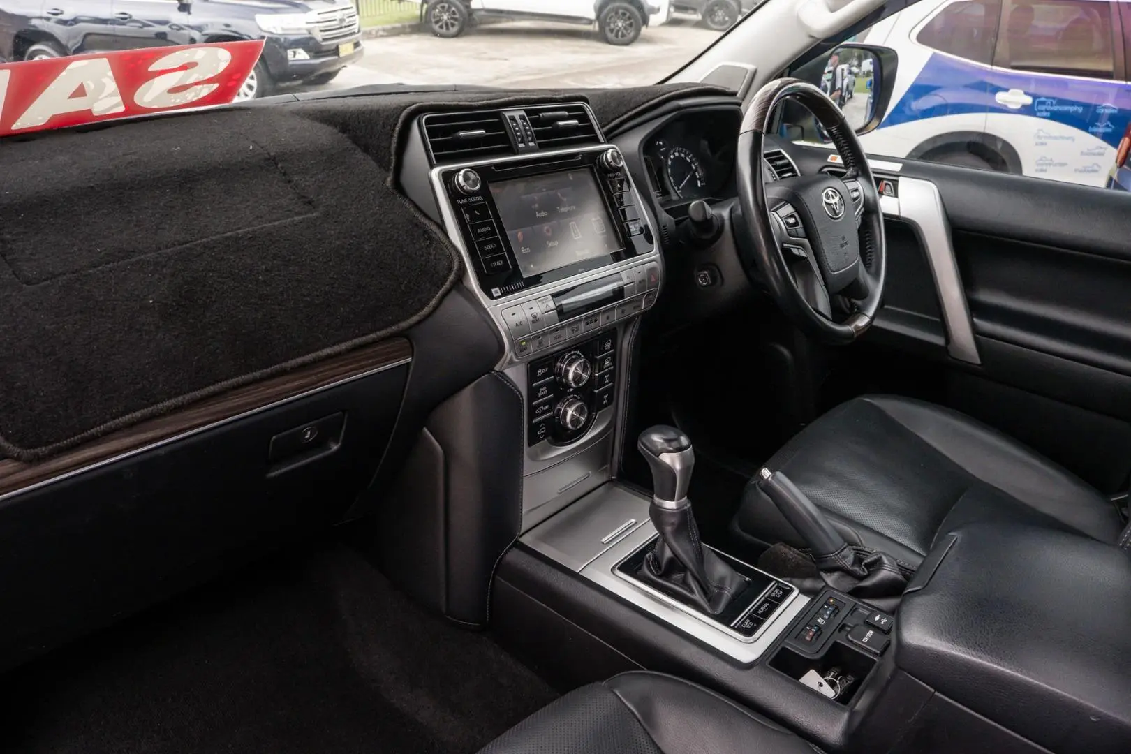 2020 Toyota Landcruiser Prado Gallery Image 8