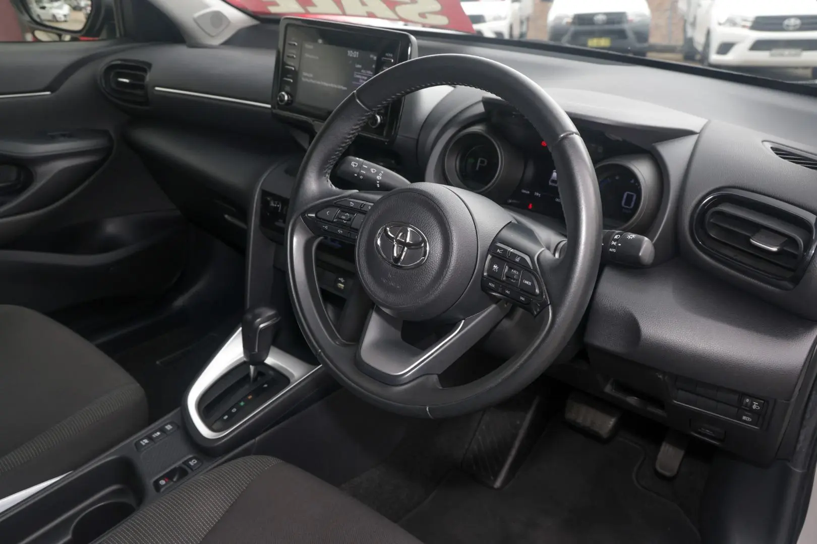 2022 Toyota Yaris Cross Gallery Image 7