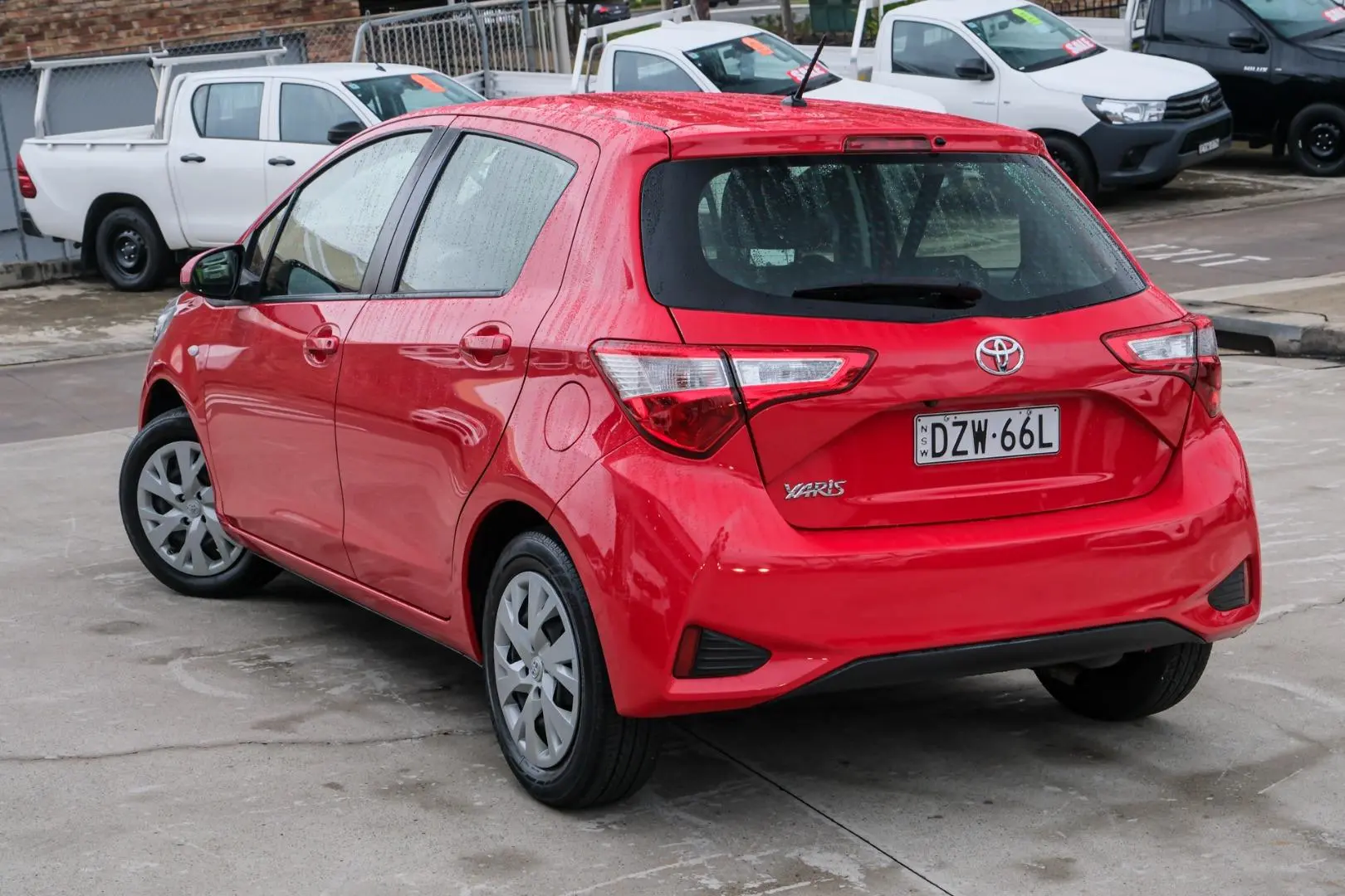 2018 Toyota Yaris Gallery Image 2