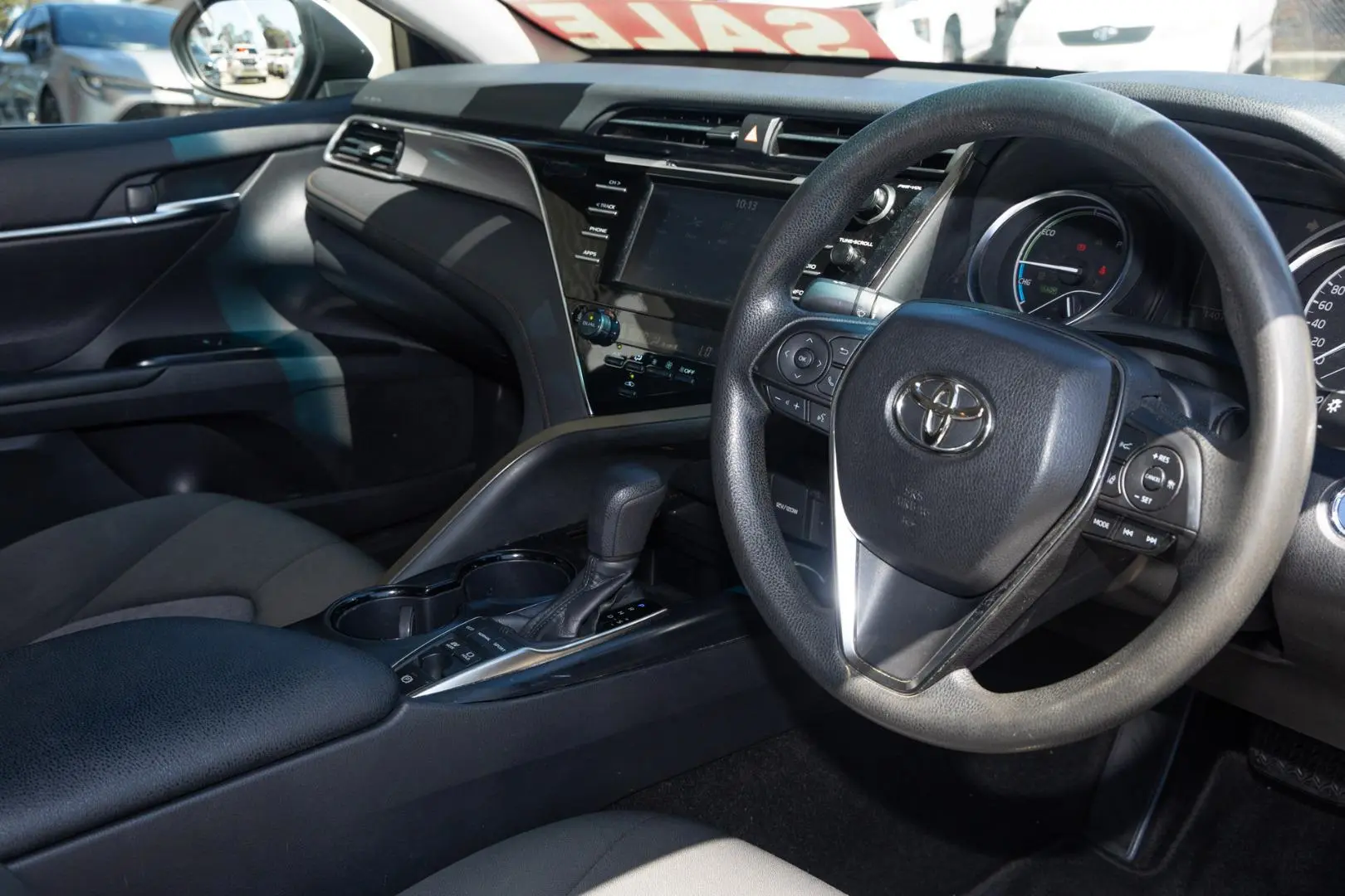 2018 Toyota Camry Gallery Image 7