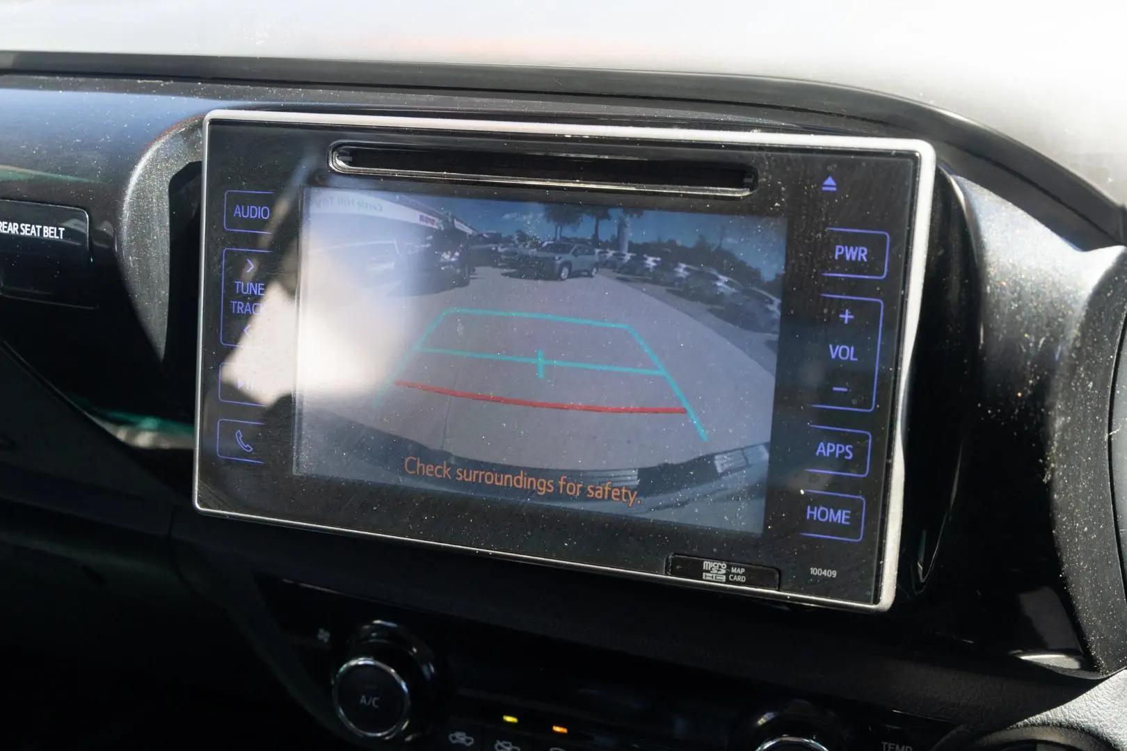 2018 Toyota Hilux Gallery Image 15