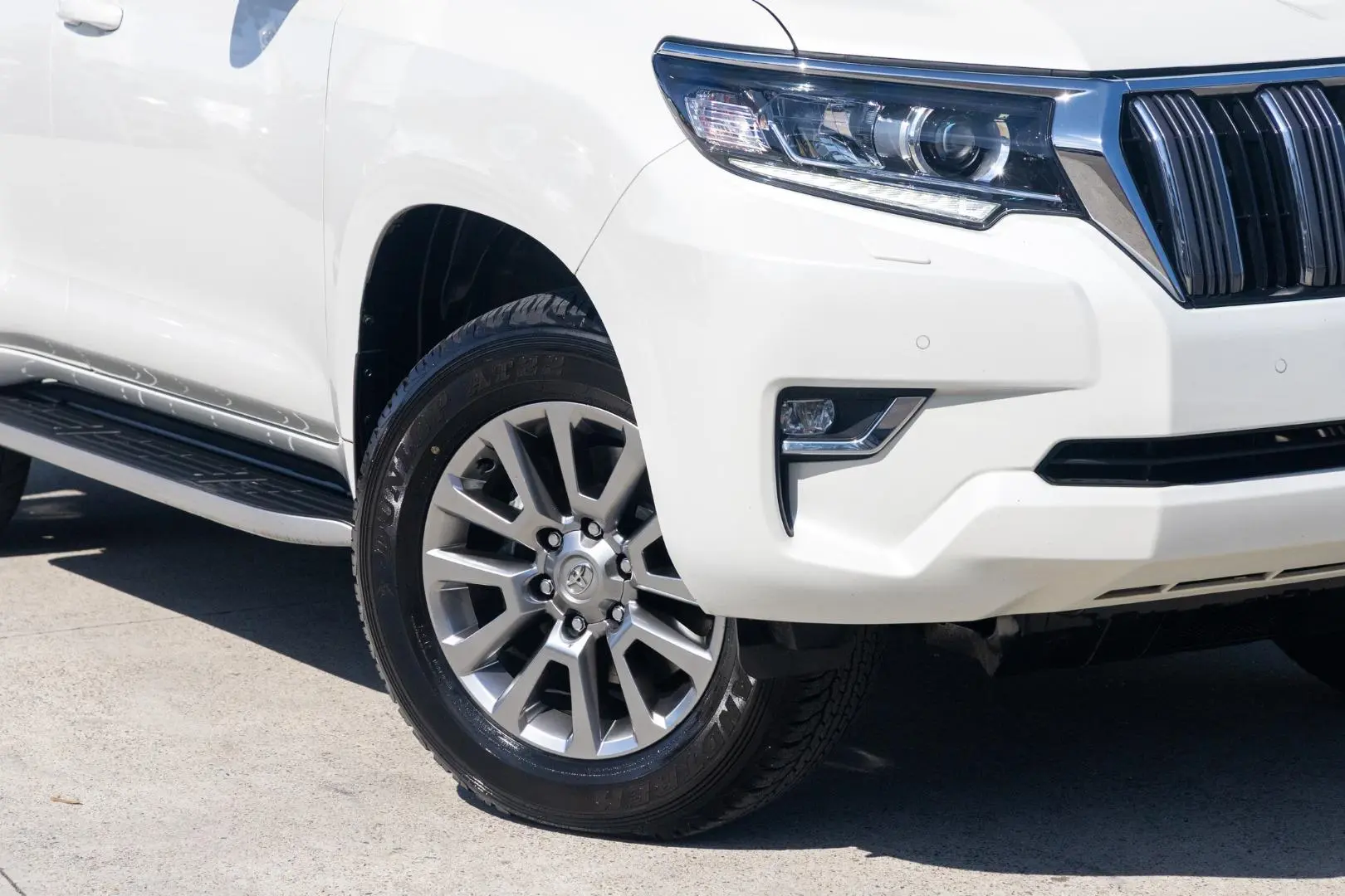 2020 Toyota Landcruiser Prado Gallery Image 6