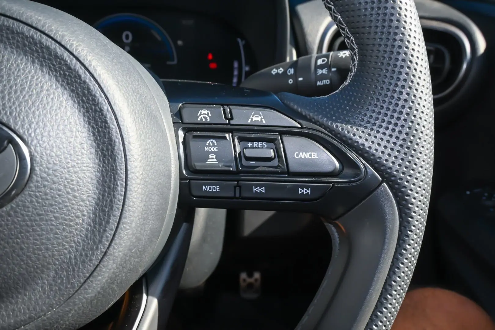 2025 Toyota Yaris Cross Gallery Image 13