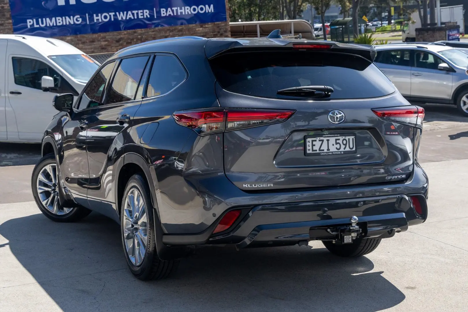 2023 Toyota Kluger Gallery Image 2